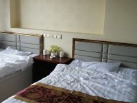 乌兰察布牧民宾馆 - 高级双床房