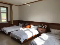 Xiahe Sangqu Inn - Inns
