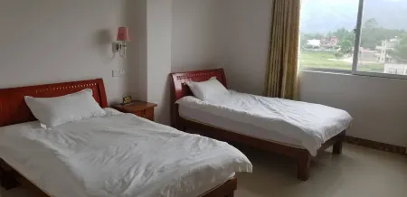 Zijinfeng Antang Hotel Отели рядом с достопримечательностью «Heyuan Yuewang Mountain Scenic Area»