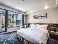 上海三甲港绿地铂派酒店 - 高级大床房