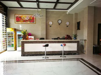 Shiqian Gaolou Theme Hotel Hotels near Fo'ding Hill