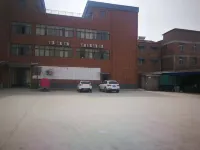 Xiangzhou Village Holiday Hotel