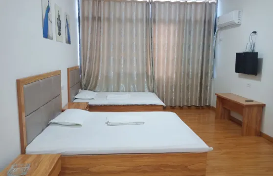 谷城傳承副食旅館