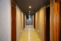AA Chain Hotel (Mengyin Gucheng Road Branch) - parkir
