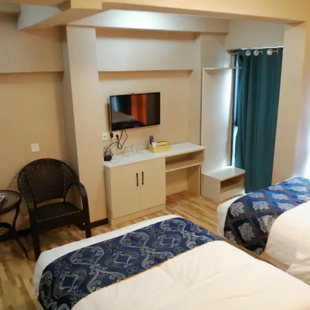 Huaying Weekend Apartment