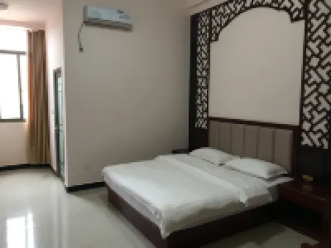 Yunfang Hotel, Luchuan Hotels in Longchuan