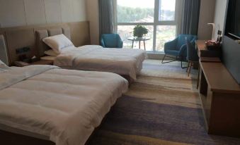 Honghu Shengtai Hotel