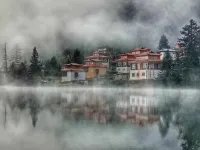 新龍措卡度假飯店