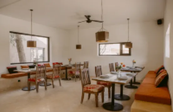 Cipo Zhongwei Holiday Homestay
