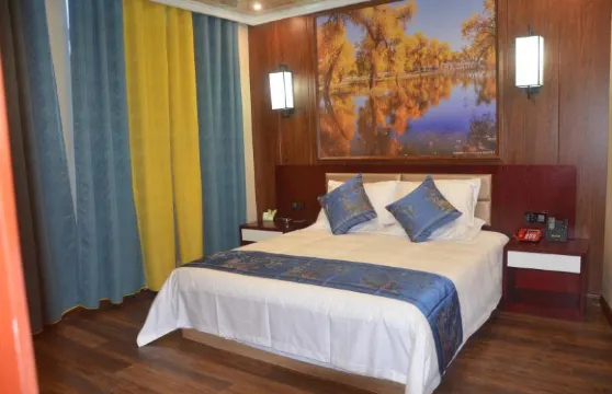 皮山胡楊林大酒店