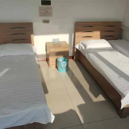 Genhe Jinxin Family Hotel