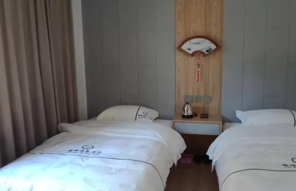 洱源蓮峯温泉酒店