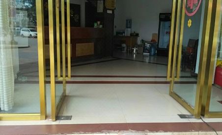 Mengla Heshun Hotel - Housity