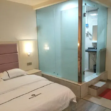 Debao New Century Convenience Hotel