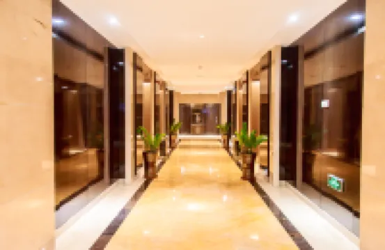 海口宿途公寓（世茂中心萬象城店）