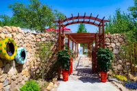 Shao Lin shi jiu ju hotel serent abode Hotels near North China University of Water Resources and Electric Power Chinese Promotion Undergraduate Part