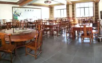 Qingyun Hotel Hotels in Luotian County