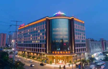 Wanzi Haocheng Hotel (ShaCun Station   Store　of Metro Line 13) Отели рядом с достопримечательностью «Longtoushan Forest Park»