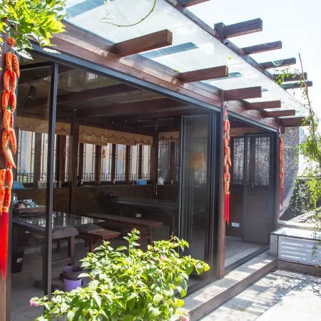 Xiangzhi Hostel