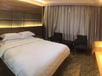 上海遥程酒店 - 豪华大床房