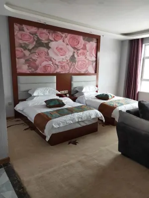 Hualong Berman Hotel Hotels near Huanghe No.1 Bay Scenic Area