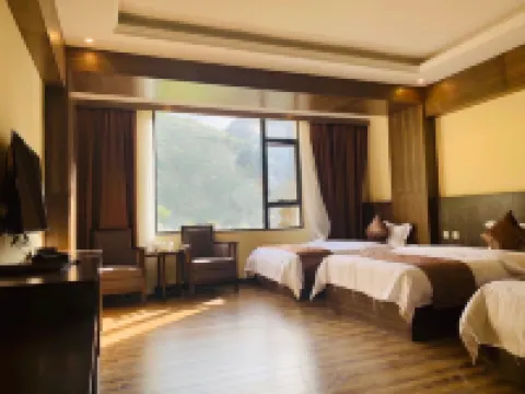 Lunzhoucang Hotel
