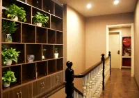 Yihe Holiday Inn Hotels in Zhongyang County