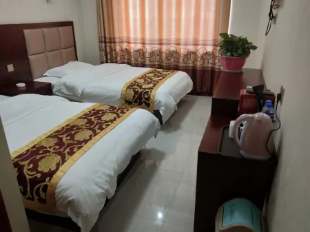 Ganquan Tourism Business Hotel Отели рядом с достопримечательностью «Народное правительство Ганкуй»