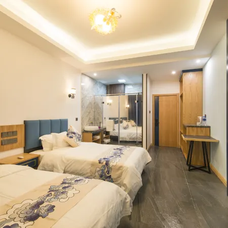 16 Degree Hotel