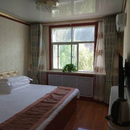 Lintan Tongyuan Farmhouse