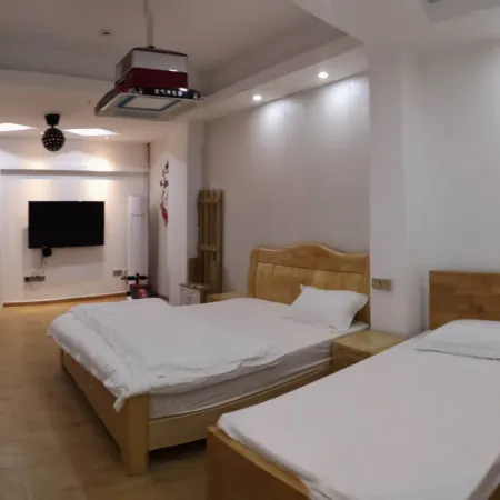 Shaoshan Simple Inn