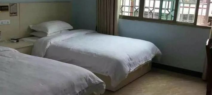 Xinyi Hotel Hotels in Suining