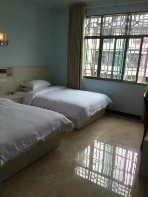 Xinyi Hotel