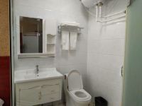 郯城珊珊宾馆 - 豪华双床间