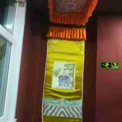 共和藏地之家青年旅社 Hotel Exterior