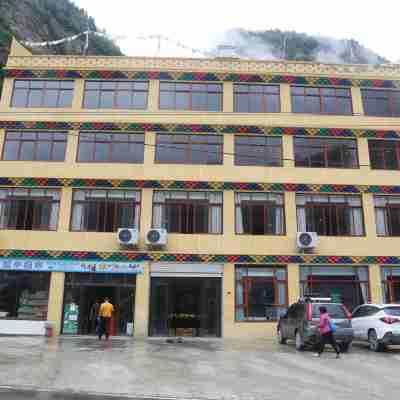 黑水曼扎拉酒店 Hotel Exterior