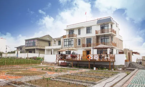 Daishan with sea cottage Homestay