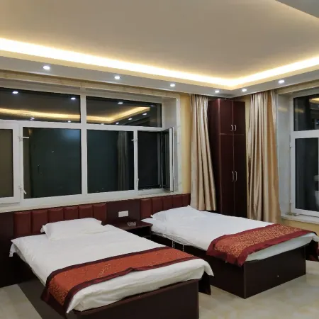 Huma YIlv Holiday Hotel