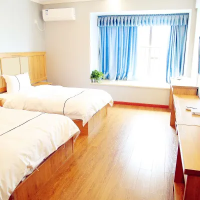 Jiazhou Hotel (Chongqing Tiaodeng) Hotel berhampiran Kuil Shilin