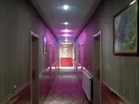 Jishishan Hehai Business Hotel Hotels in Jishishan