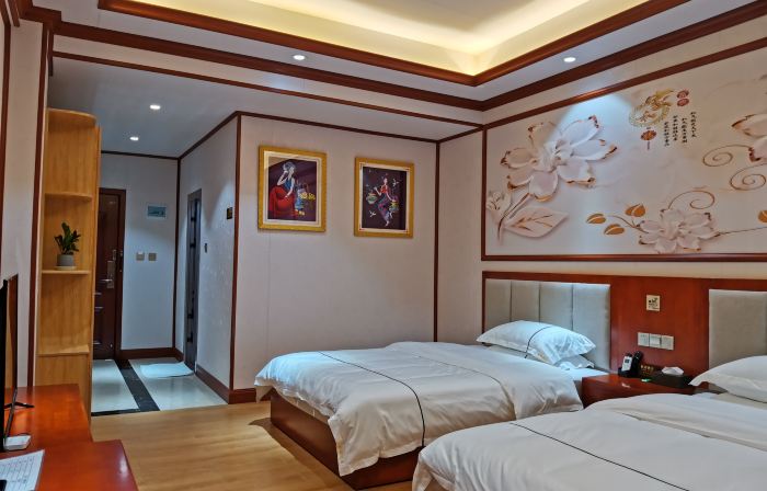 Mengla Haoli Apartments
