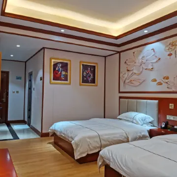 Mengla Haoli Apartments