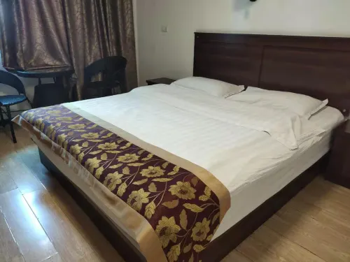 Chengjiang Sapphire Hotel