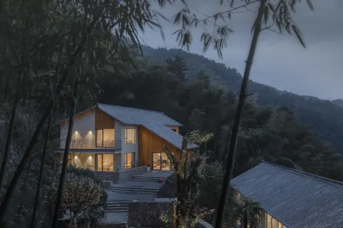 Lost Villa Boutique Hotel & Resorts