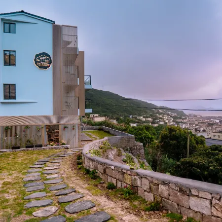 Shengwu Hai Homestay (Bianjiao Colorful Village Viewing Platform Branch)