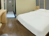 杭州依山商务酒店 - 温馨大床房