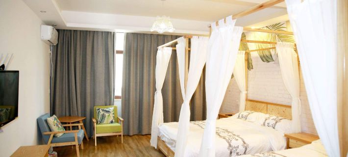 Double Dragon Bay House(Daishan Salon Beach Store) 다이산 호텔