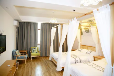 Double Dragon Bay House(Daishan Salon Beach Store) Отели рядом с достопримечательностью «Qushan Island»