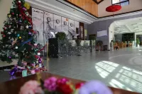 Huang Long  Yao Dong Bin Guan Hotels in Huanglong