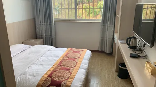 Huaping Zhijia Express Hotel Hotels in Huaping